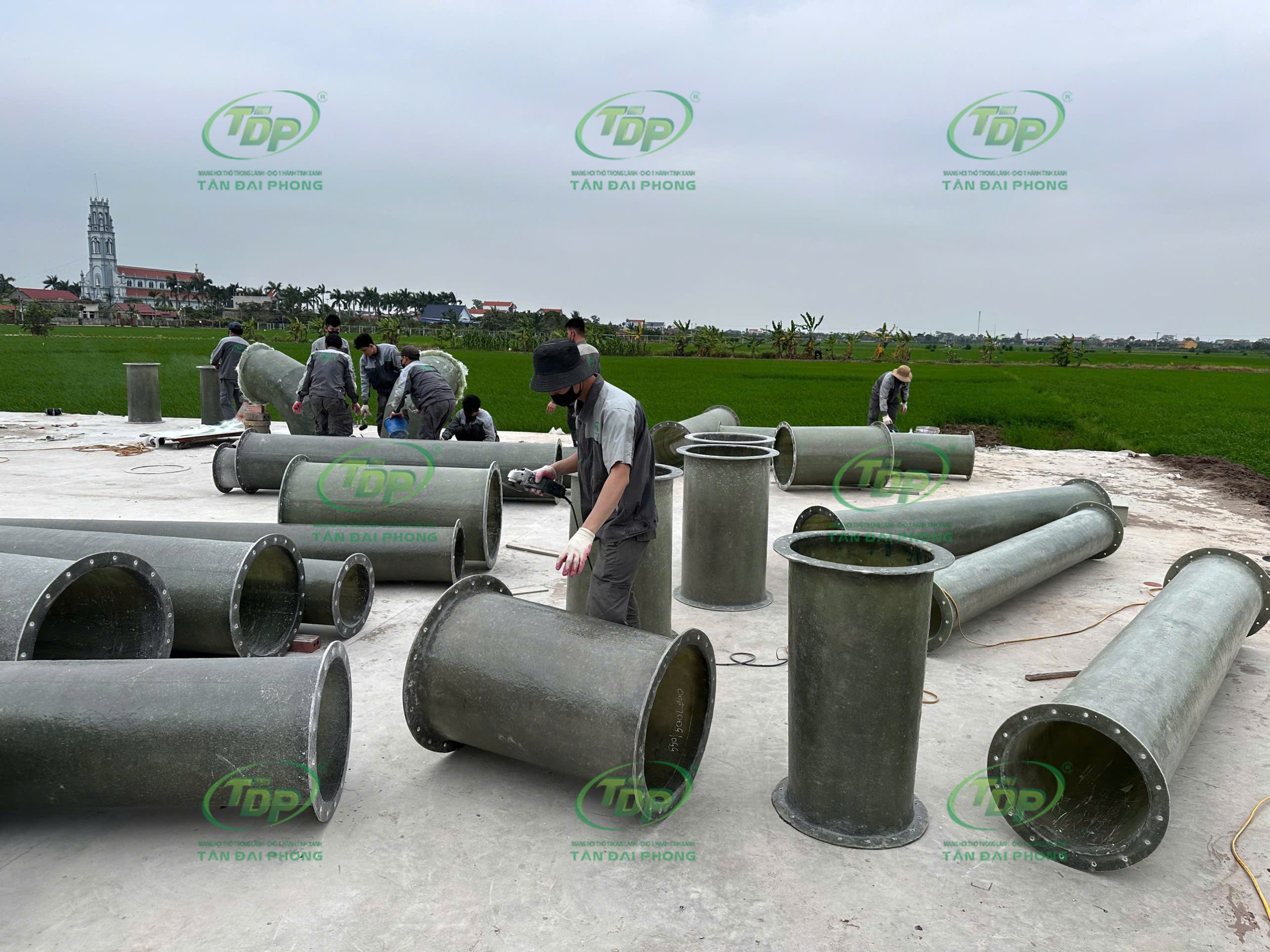 Ống Composite Cốt Sợi Thủy Tinh FRP