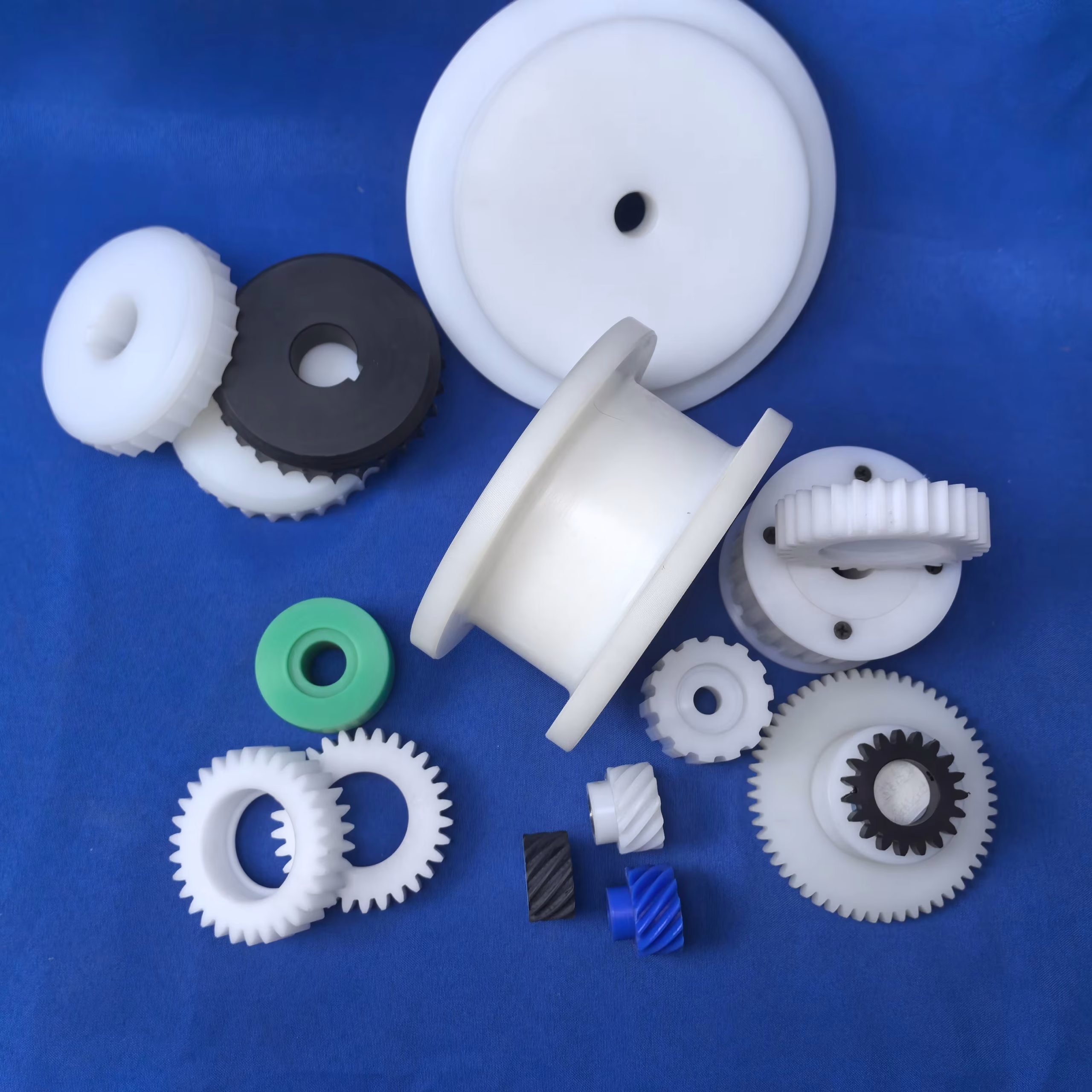 Gia Công CNC Nhựa Theo Yêu Cầu