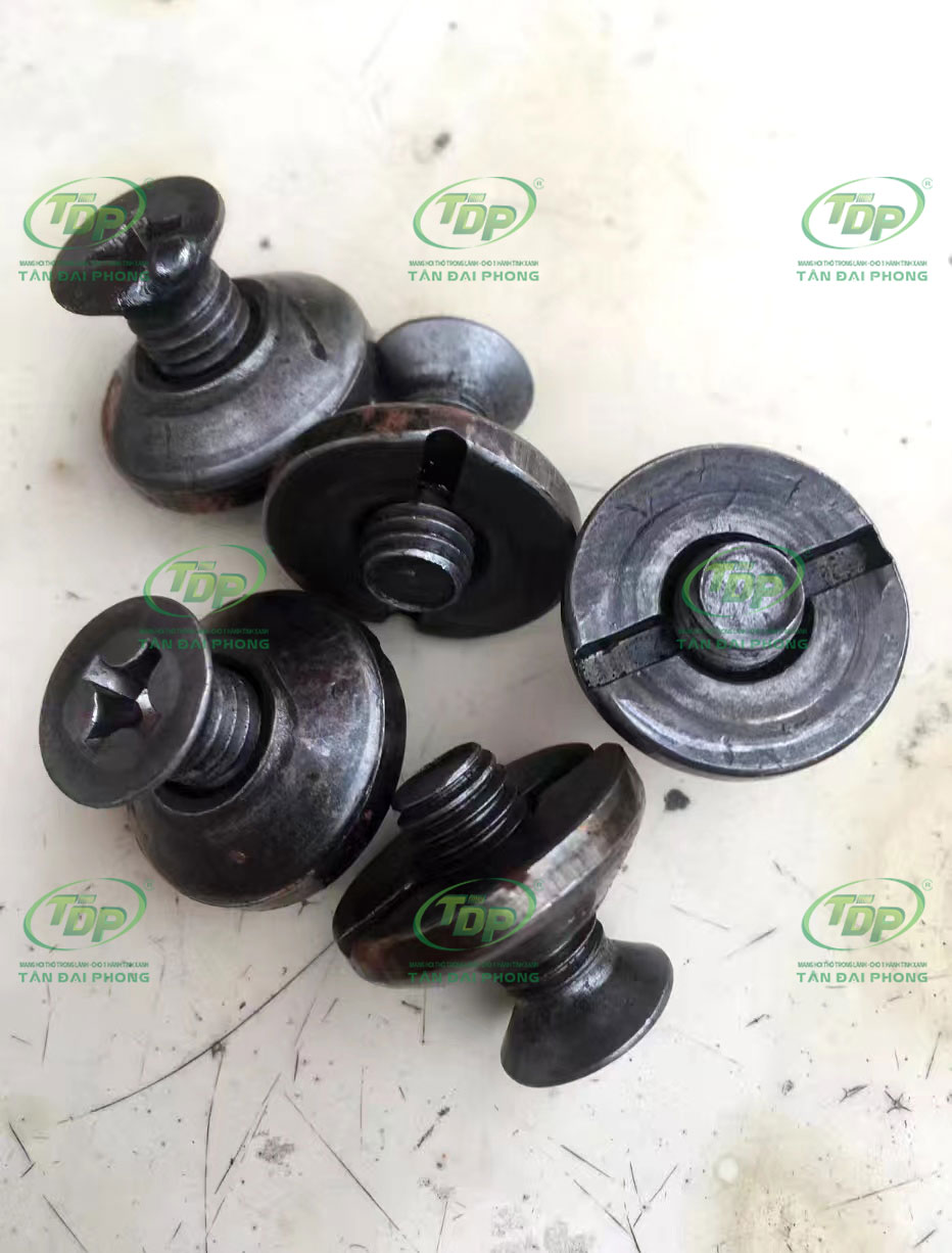 Lớp lót thùng xe tải không dính