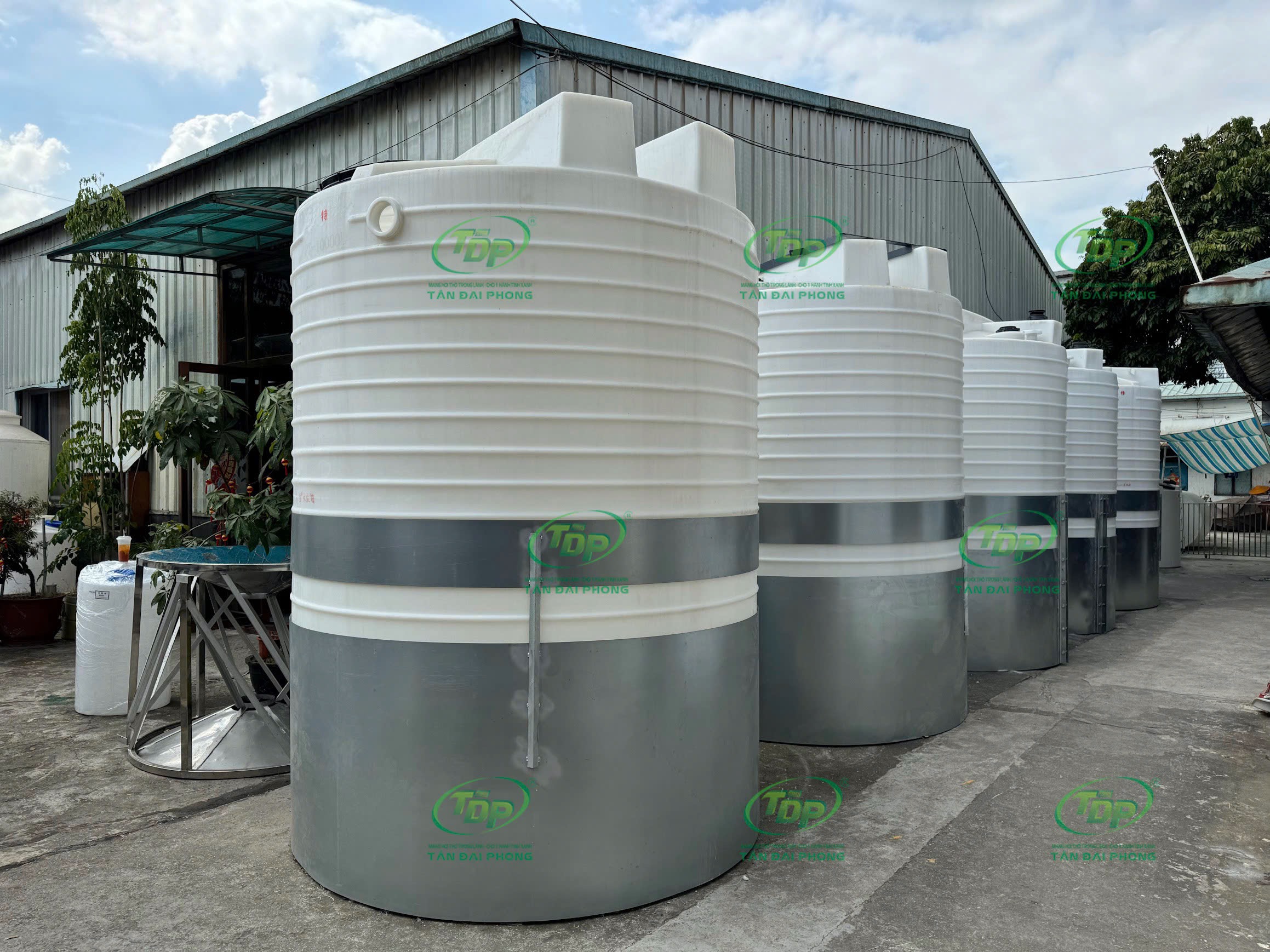 Bồn Chứa HCl Bằng Nhựa PE