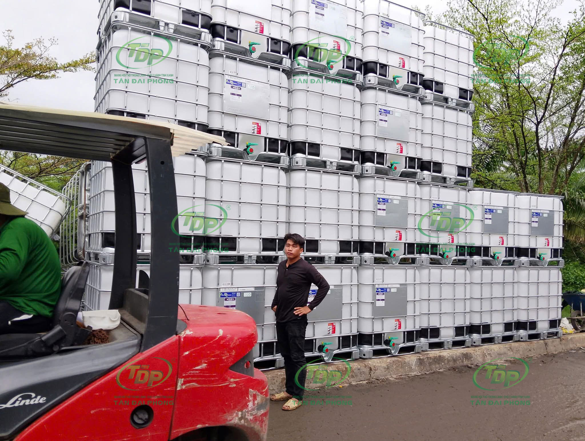 Bồn Chứa HF Bằng Nhựa PE